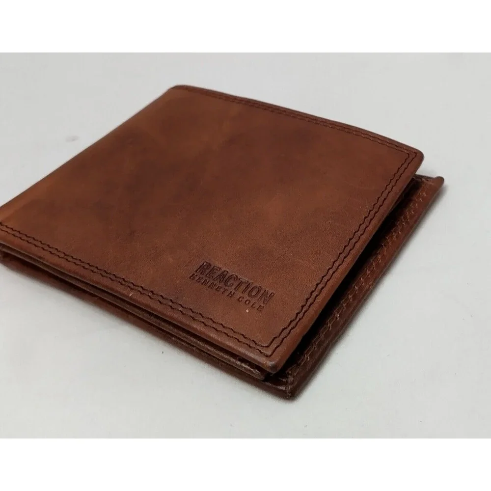 Kenneth Cole Reaction Brown Leather Credit Card Bifold Wallet - NEW